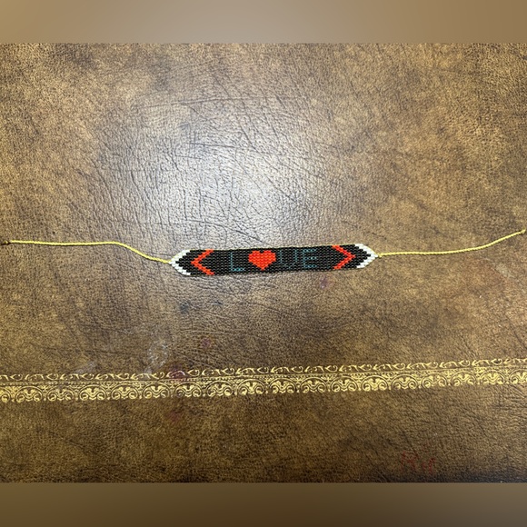 3/$33 Handmade “LOVE” Bead Bracelet from Colombia by the Emberá People’s. - Picture 4 of 4